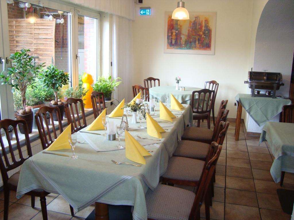 Hotel-Restaurant Handelshof Дортмунд Екстериор снимка