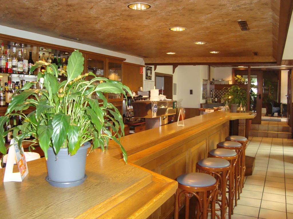 Hotel-Restaurant Handelshof Дортмунд Екстериор снимка