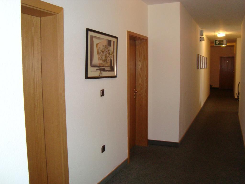 Hotel-Restaurant Handelshof Дортмунд Екстериор снимка
